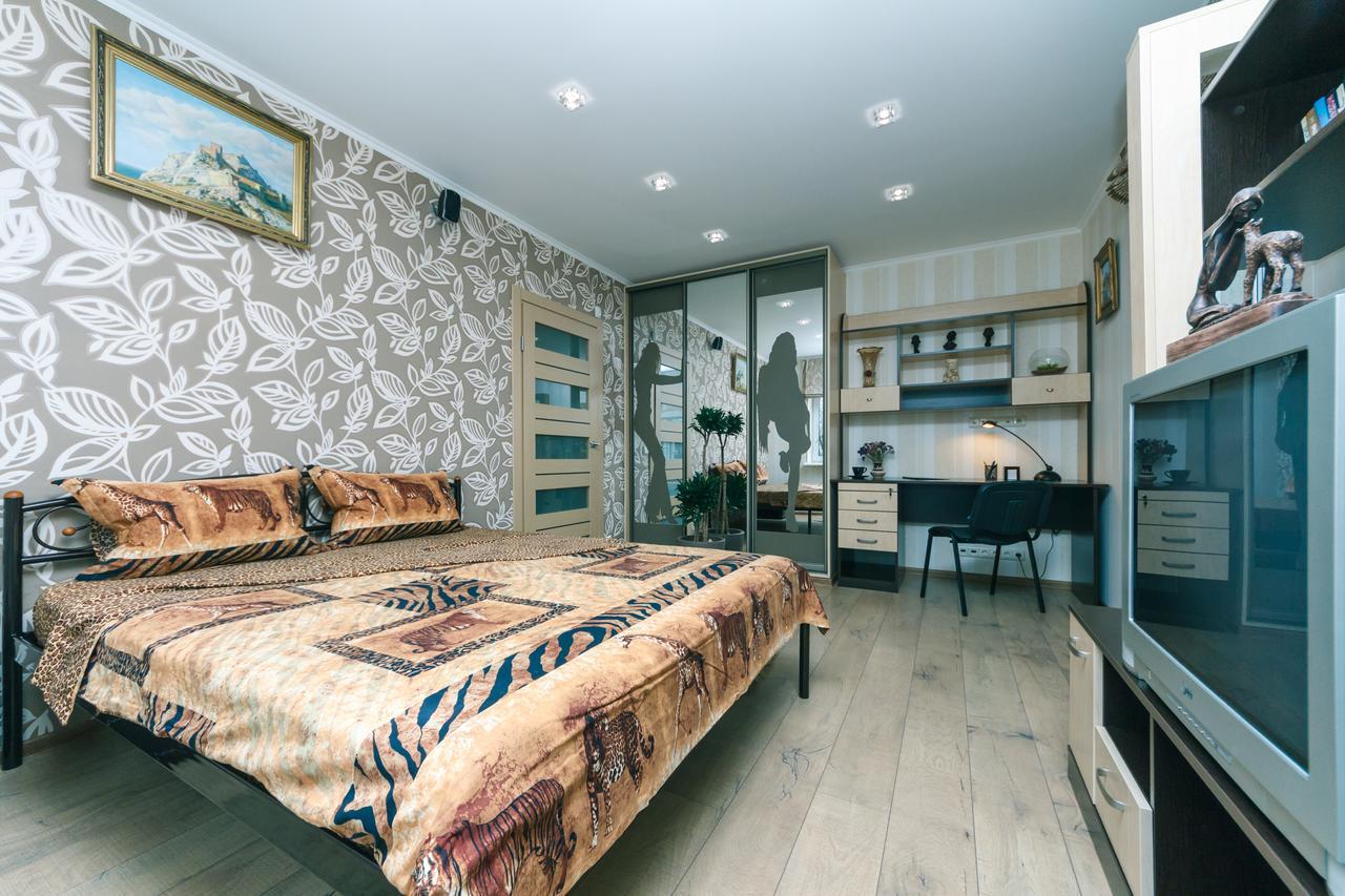 Apartment On Sevastopolska Square Kiev Eksteriør bilde